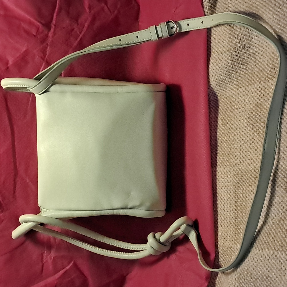 A New Day Elegant Cream Shoulder Bag